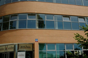 Школа из кирпича Sorrento оранжево-желтого